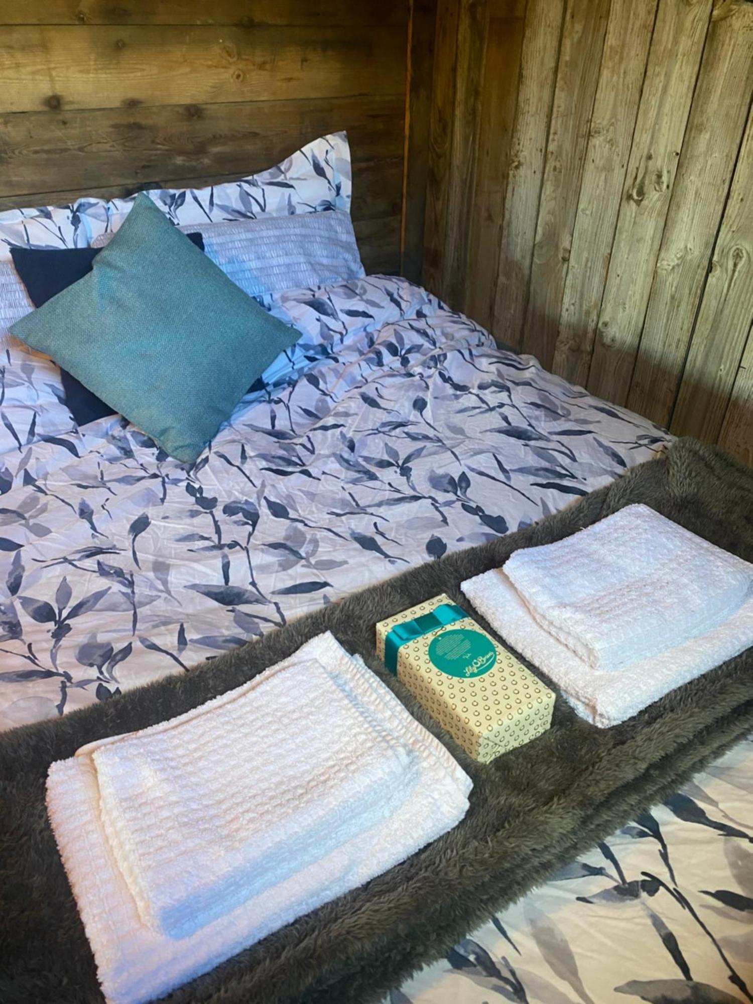 Swallowfield Glamping-Station Master Yeovil Kültér fotó